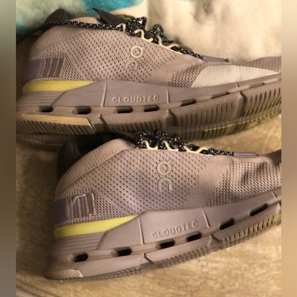 ☁️ON CLOUD☁️ - Picture 3 of 8